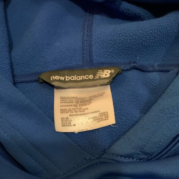 New Balance / Pullover Hoodie - Picture 3 of 9